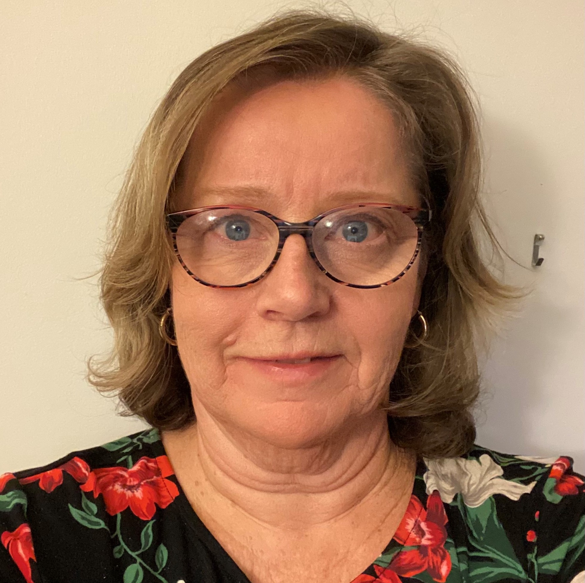 Lynn Sale